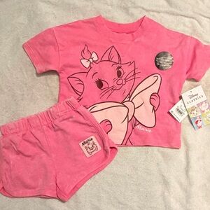 The Aristocats Toddler Girls Marie Washed Crewneck Graphic Top & Shorts Set, 2T